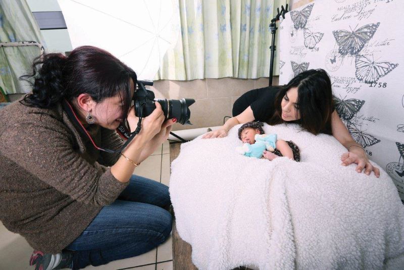 מזל טוב. לימור סימנוביץ מצלמת לאחר הלידה|צילום: פיוטר פליטר